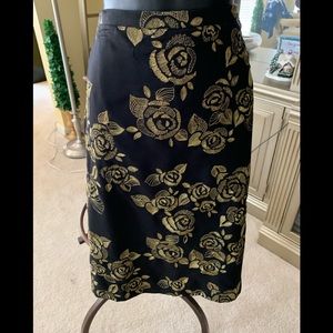 Black and gold skirt by Madison Studio size 10
